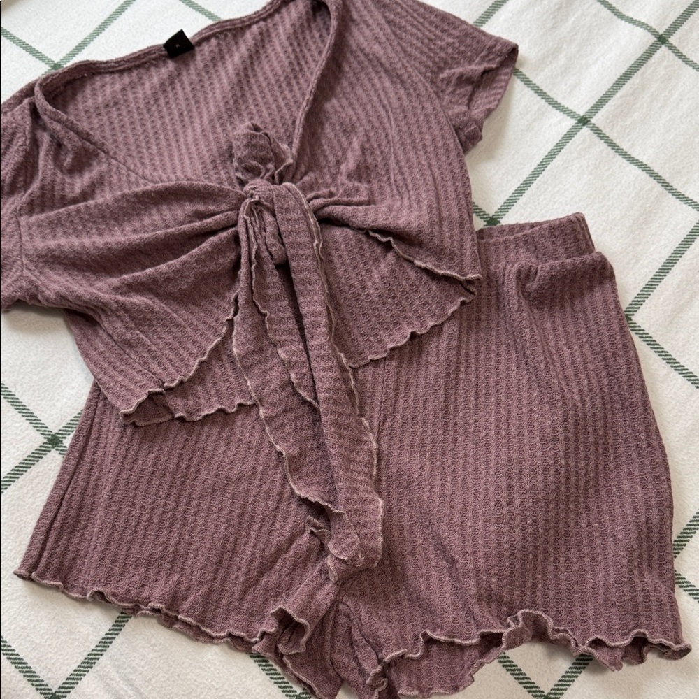 SHEIN Purple Ribbed Crop Top